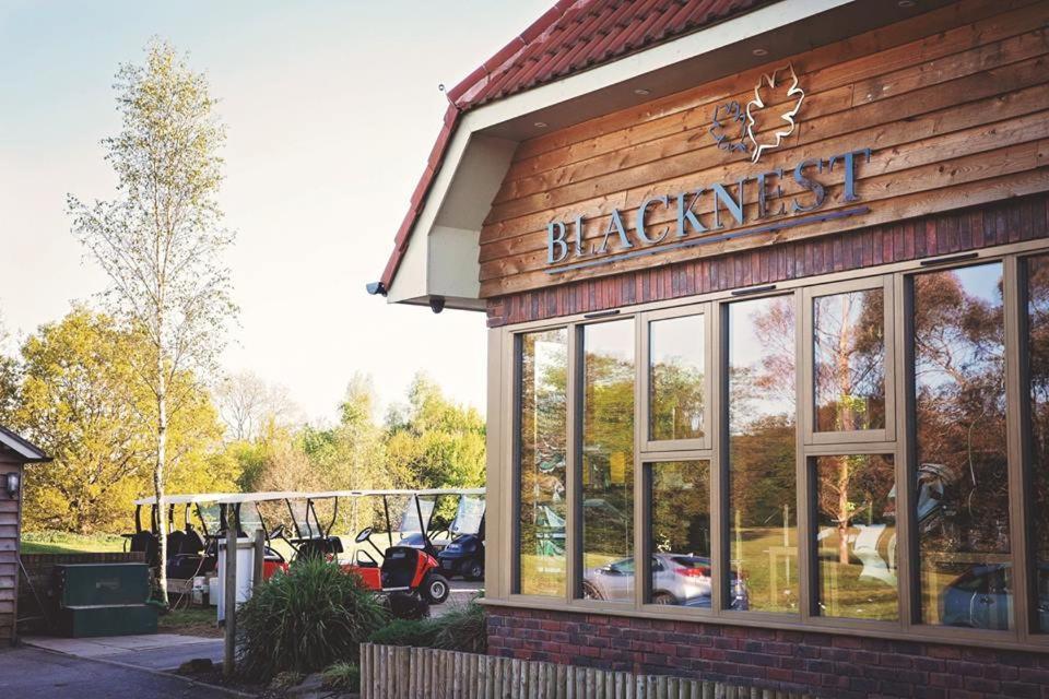 Blacknest Golf And Country Club Alton  Εξωτερικό φωτογραφία