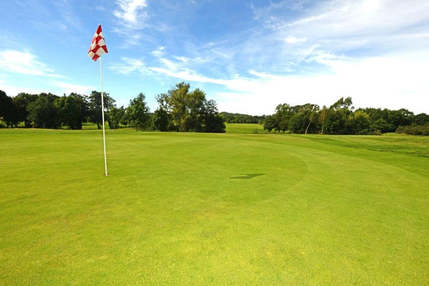 Blacknest Golf And Country Club Alton  Εξωτερικό φωτογραφία