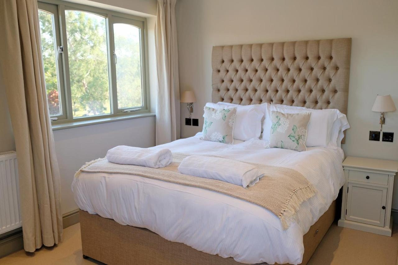 Blacknest Golf And Country Club Alton  Εξωτερικό φωτογραφία